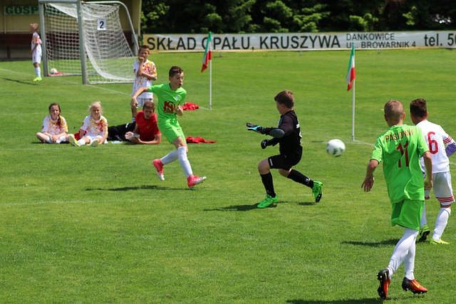 英超第36輪阿森納2-1利茲聯 恩凱蒂亞梅開二度馬丁內利助攻.